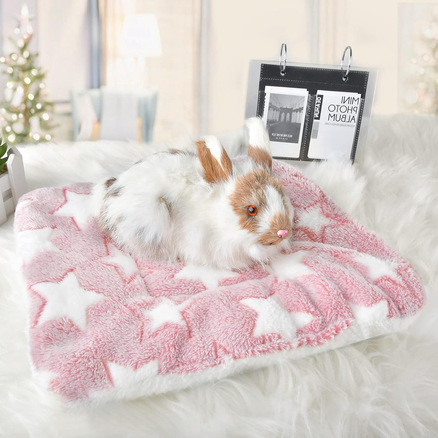 Small Animal Bed Mat, Soft Warm, Suitable for Guinea Pig, Hamster, Rabbit, Rat and Bearded Dragon (X-Large(13.3x9.4), Star Grey) Small Animal Bed Mat, Soft Warm, Suitable for Guinea Pig, Hamster, Rabbit, Rat and Bearded Dragon (X-Large(13.3x9.4), Star Grey)